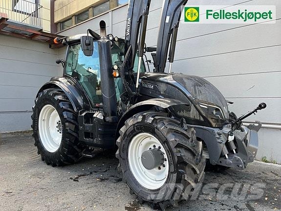 Valtra T254 Traktorer