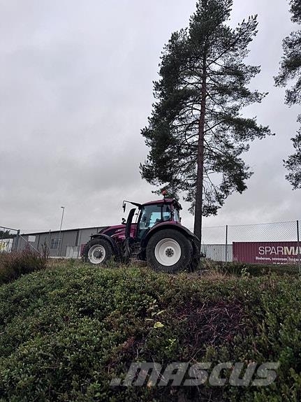Valtra T254 Traktorer