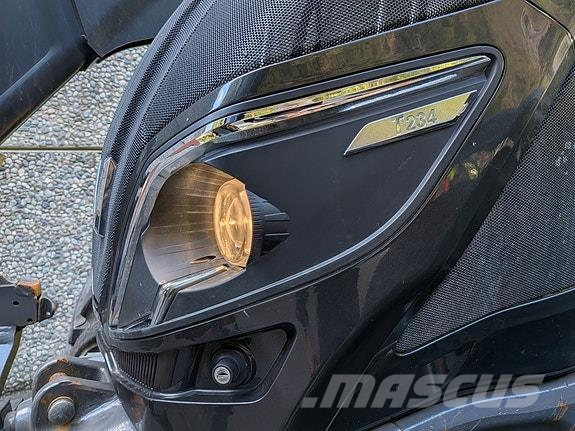 Valtra TRINNLØS | 5 100T | LASTER | FRONTHYDRAULIKK | LUF Traktorer