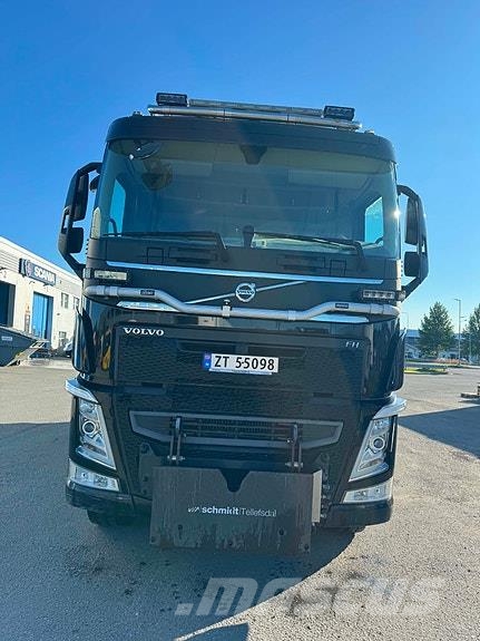 Volvo FH 540 med brøytefeste شاحنات قلابة