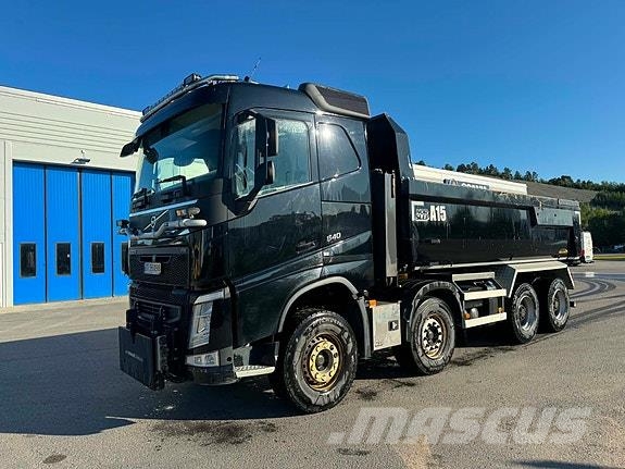 Volvo FH 540 med brøytefeste شاحنات قلابة