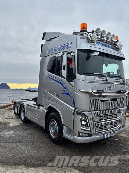 Volvo FH750 6x4 kombibil, tipp, svingskive, brøyteplate Грузовики-Самосвалы