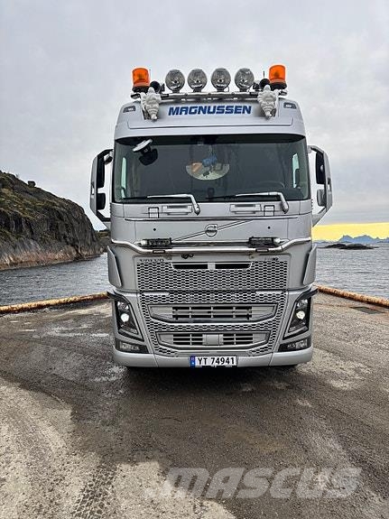 Volvo FH750 6x4 kombibil, tipp, svingskive, brøyteplate Грузовики-Самосвалы