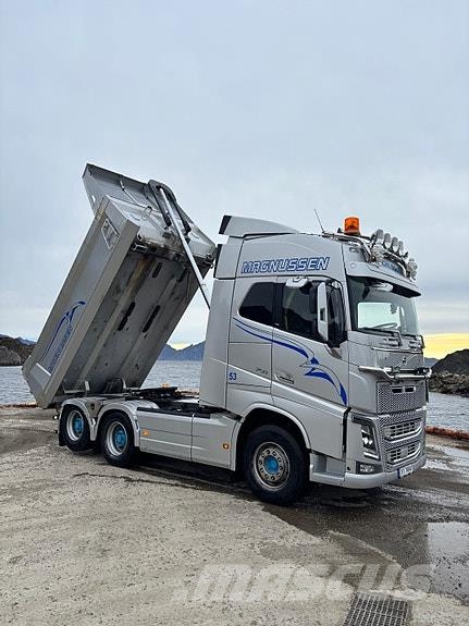 Volvo FH750 6x4 kombibil, tipp, svingskive, brøyteplate Грузовики-Самосвалы