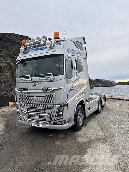 Volvo FH750 6x4 kombibil, tipp, svingskive, brøyteplate Грузовики-Самосвалы