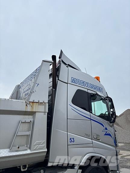 Volvo FH750 6x4 kombibil, tipp, svingskive, brøyteplate Грузовики-Самосвалы