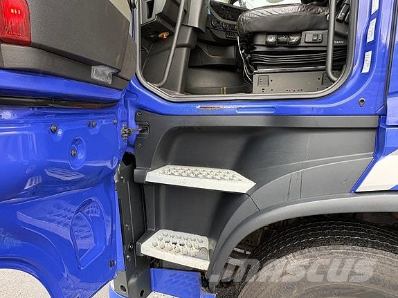 Volvo Ny pris FH540 med Asfaltbalje/dumperkasse/brøytefe Camiones bañeras basculantes o volquetes