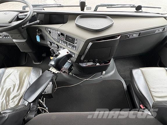 Volvo Ny pris FH540 med Asfaltbalje/dumperkasse/brøytefe Camiones bañeras basculantes o volquetes
