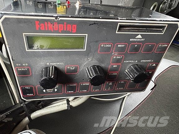 Volvo Ny pris FH540 med Asfaltbalje/dumperkasse/brøytefe Camiones bañeras basculantes o volquetes