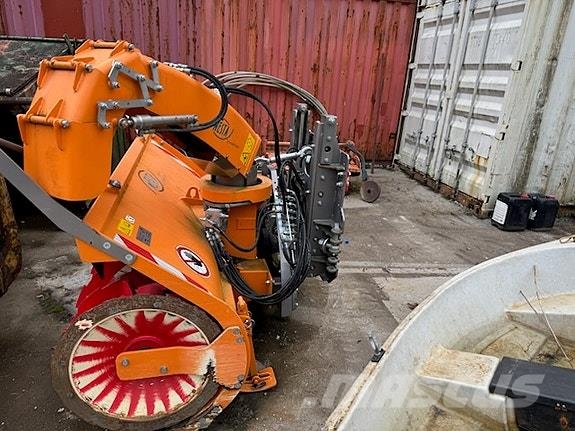Westa 650/2200 snøfres Snežne freze