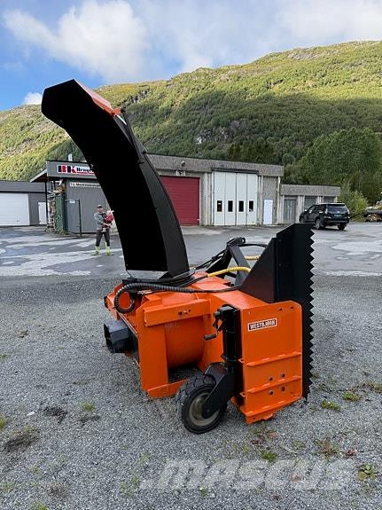 Westbjörn 2450 قاذفات الجليد