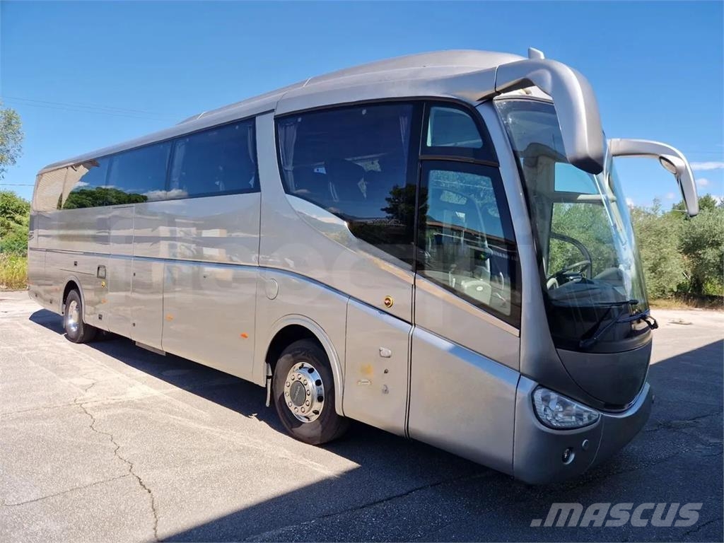 Irizar PB 長途公共汽車