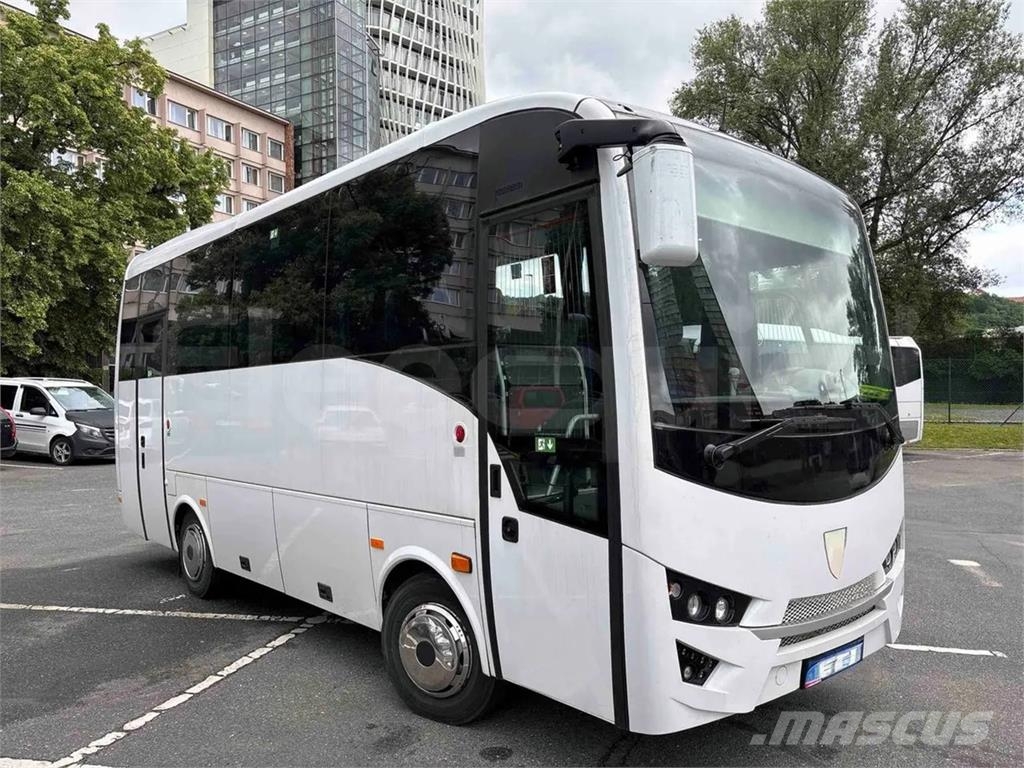 Isuzu Novo Linnadevahelised bussid