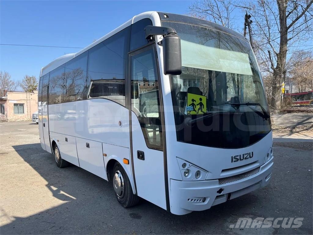 Isuzu Turquoise Turistbusser