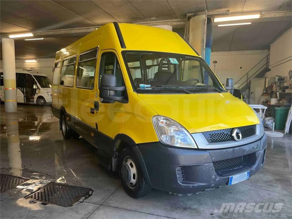 Iveco Daily Autobuses escolares