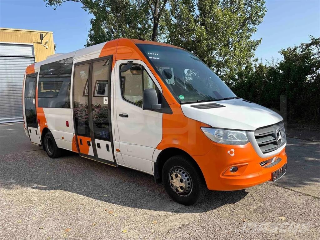 Mercedes-Benz Sprinter حافلة صغيرة