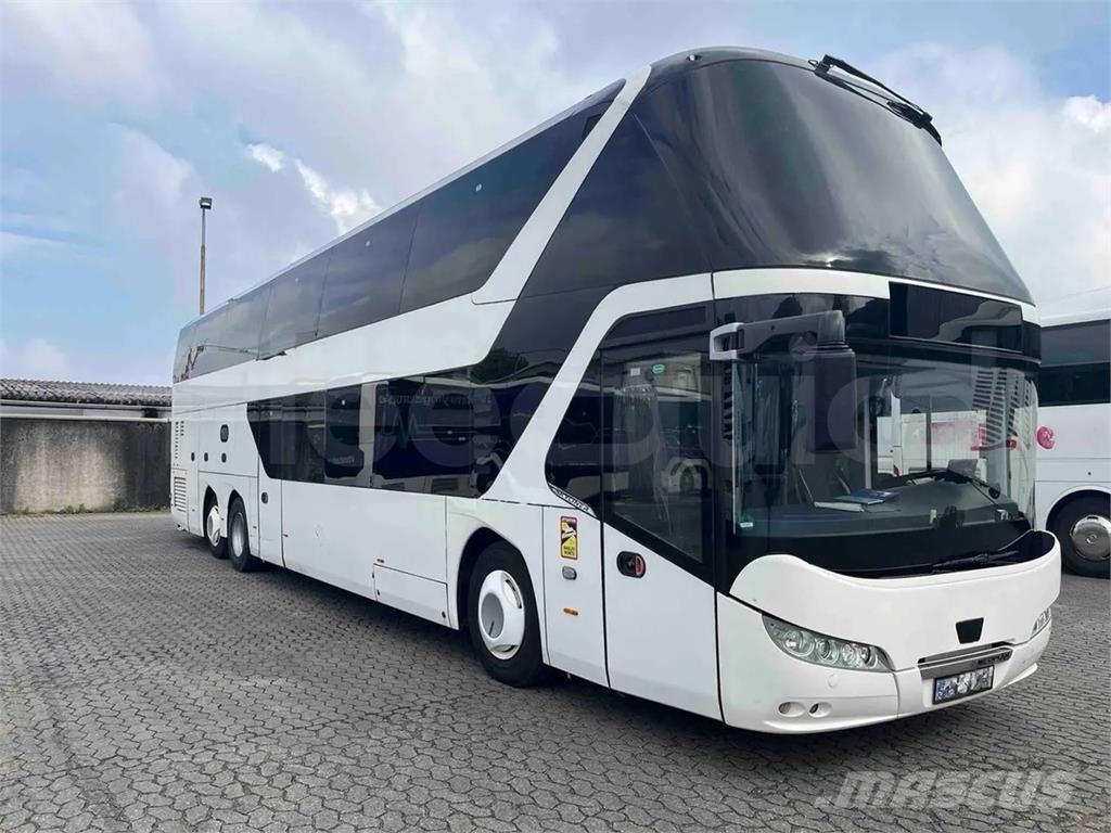 Neoplan Skyliner Autobuses tipo pullman