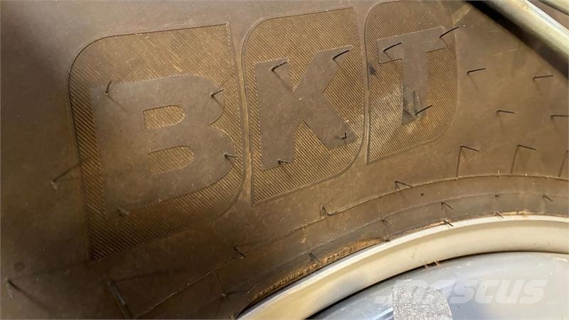 BKT 520/85R50 Ελαστικά και ζάντες