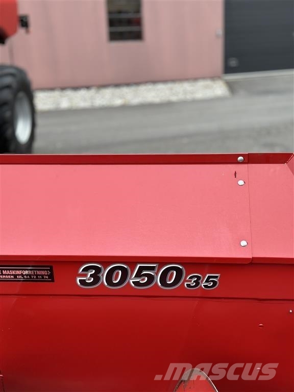 Case IH 3050 35" med sidekniv og vogn 联合收割机头