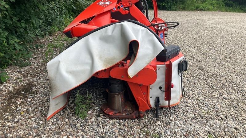 Kuhn GMD 8730 GMD 8730FF معدات حصد