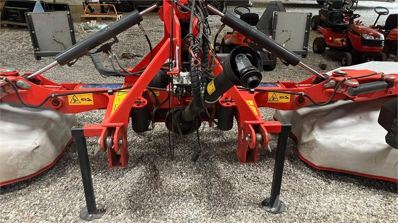 Kuhn GMD 8730 GMD 8730FF معدات حصد