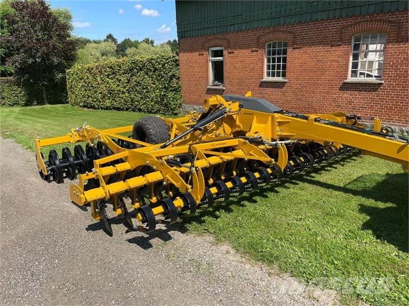 Agrisem Disc-O-Mulch R-Serie 6 mtr. Grade de discos