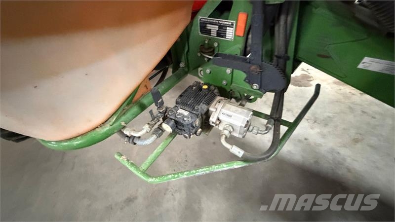 Amazone UX 3200 Irroratrici trainate