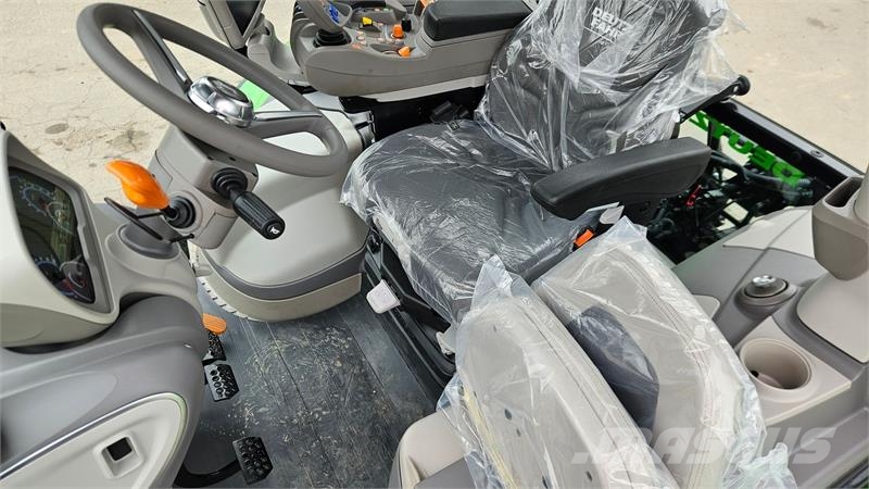 Deutz-Fahr Agrotron 6165 TTV Stage V 6165 TTV Tractors