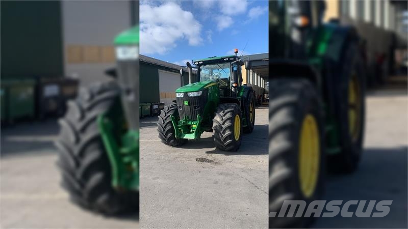 John Deere 7230R Trattori