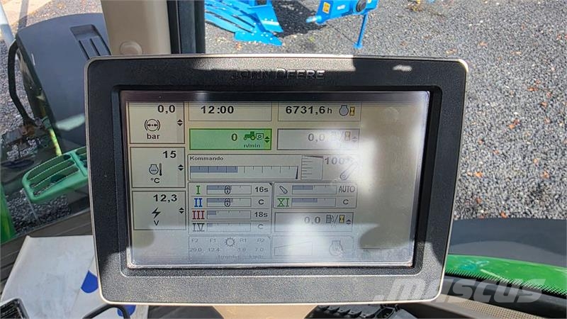 John Deere 7230R Traktoren