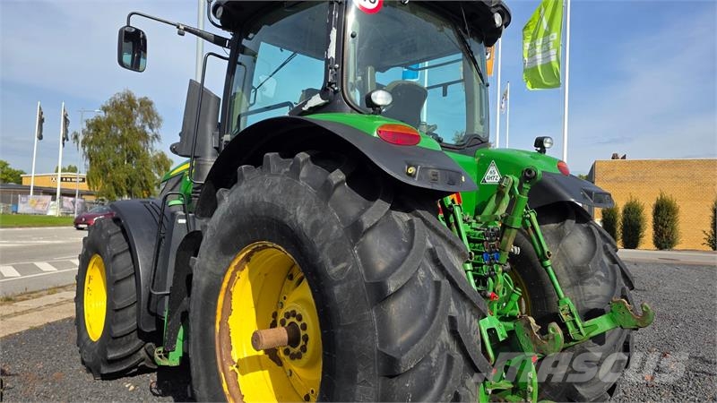 John Deere 7230R Traktoren