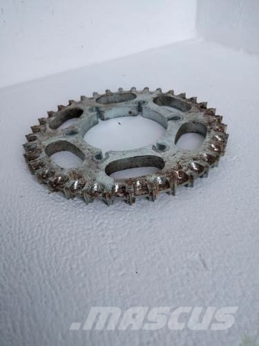 Komatsu C93 C144 C123 C124 365 365.1 Egyéb tartozékok