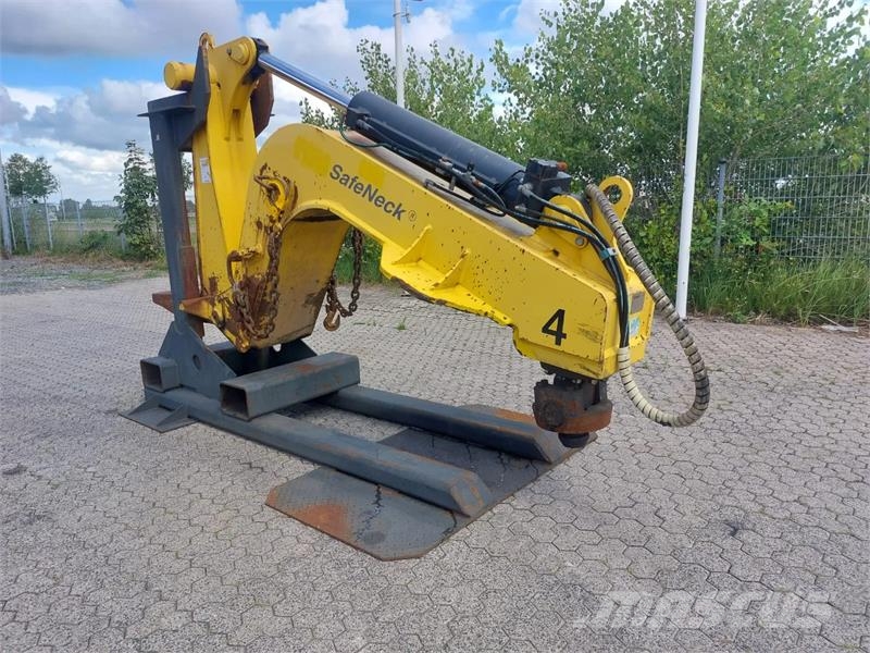 CATRACOM SAN 40L SafeNeck incl parkstand Muut koneet