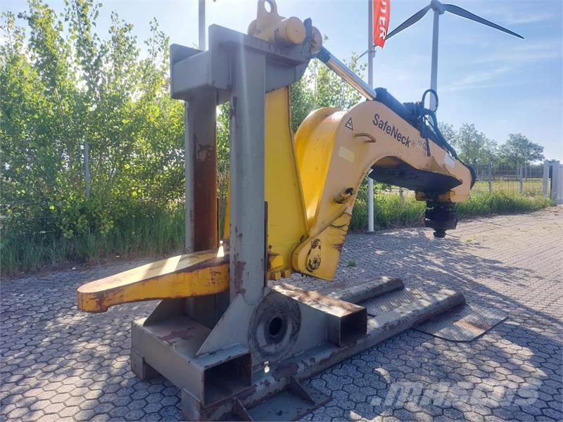 CATRACOM SAN 40L SafeNeck incl parkstand Muut koneet