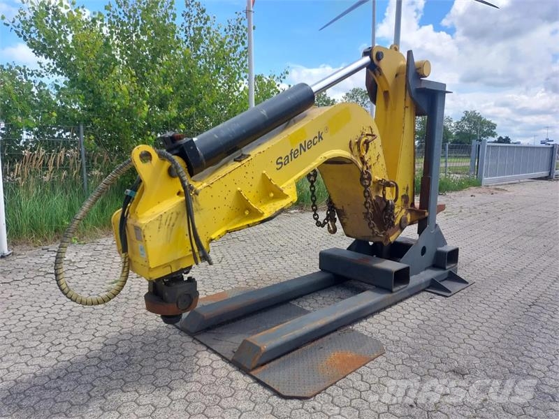 CATRACOM SAN 40L SafeNeck incl parkstand Muut koneet