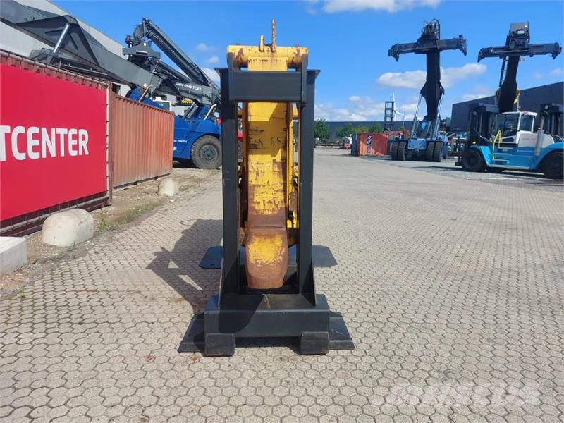 CATRACOM SAN 40L SafeNeck incl parkstand Gradbeništvo - drugo