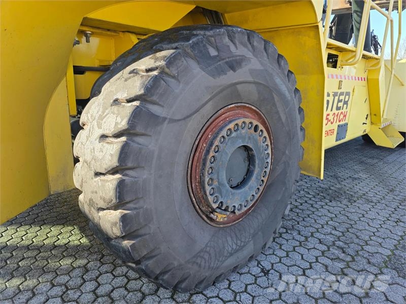 Hyster RS45-31CH Reachstackers