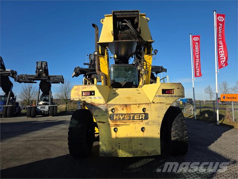 Hyster RS45-31CH Reachstackers