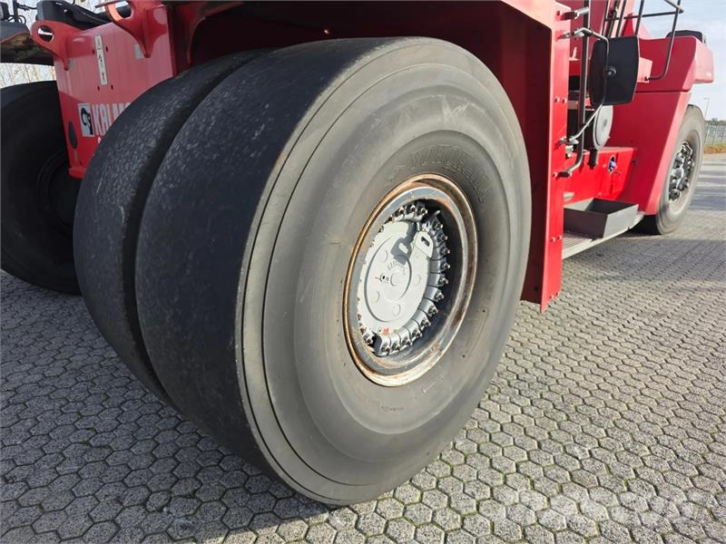 Kalmar DRG450-60S5 Reachstackere