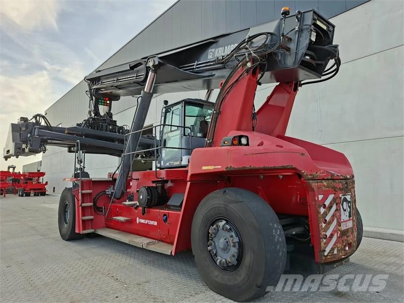 Kalmar DRG450-60S5 前伸型堆積機