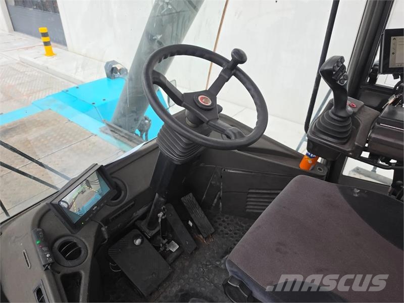 Konecranes SMV 4531 TC5 Reachstackers