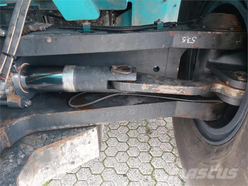 Konecranes SMV 4532 TC5 Wózki typu Reachstacker
