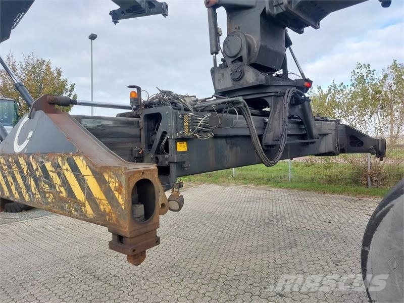 Konecranes SMV 4532 TC5 리치 스태커