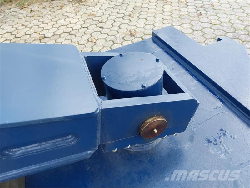 Novatech Forklift Gooseneck 16t Stavebnictví - ostatní
