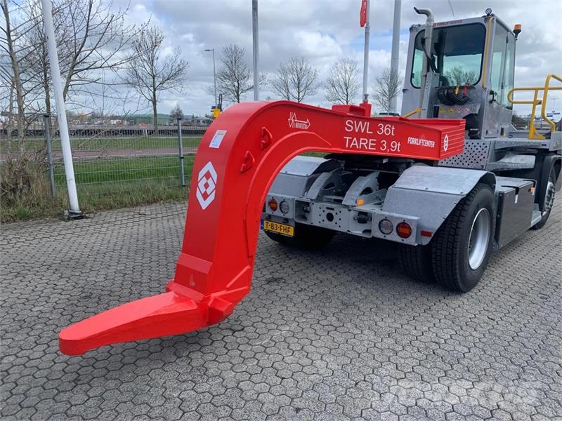 Novatech Gooseneck 36t Stavebnictví - ostatní