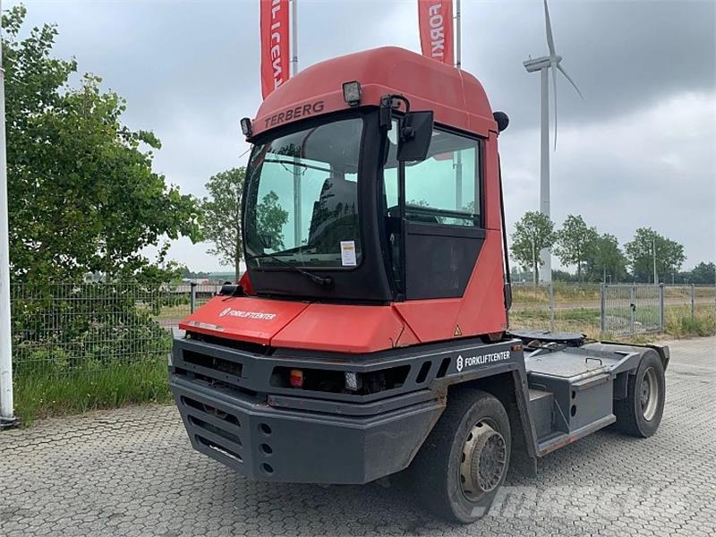Terberg RT222 4x4 터미널 트랙터