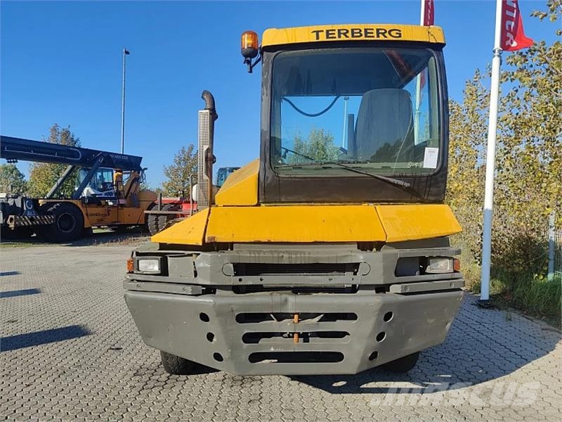 Terberg RT222 4x4 Terminaalitraktorit