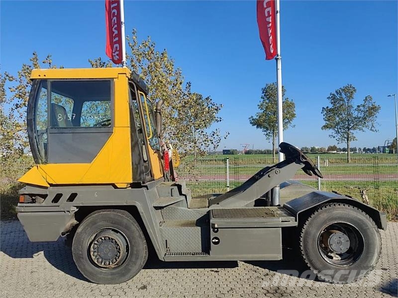 Terberg RT222 4x4 Vučna vozila