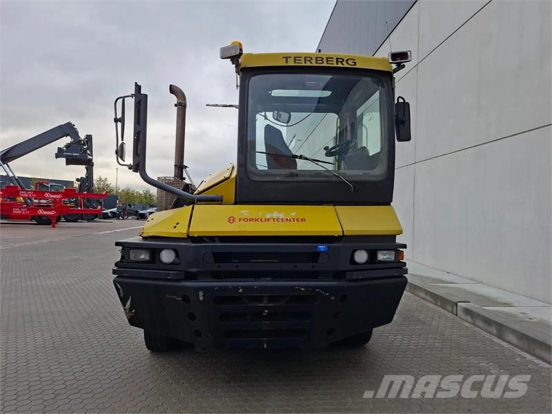 Terberg RT282 4x4 Terminaltrekkers