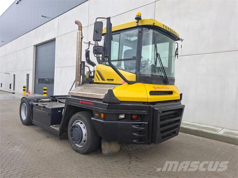 Terberg RT283 4x4 Terminaltrekkers